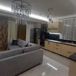 Elegant Vibes - - 3bd Tríkala