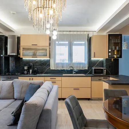 Apartament Elegant Vibes - - 3bd Tríkala
